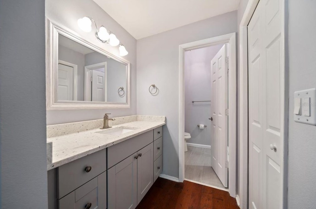 894 Jackson Ct, Palm Harbor FL  34683-6337 exterior