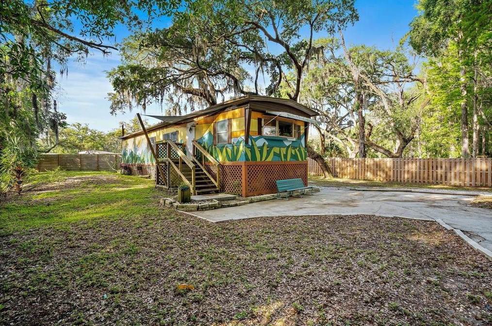 8614 Cameo Dr, New Port Richey, FL 34654-4922