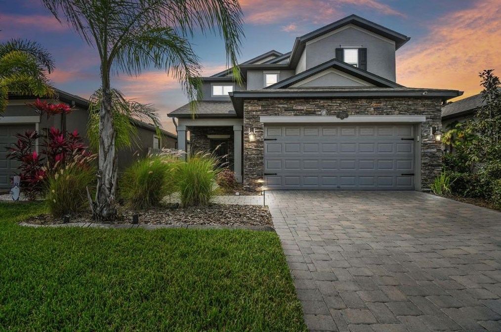 19141 Leonard Rd, Lutz, FL 33558