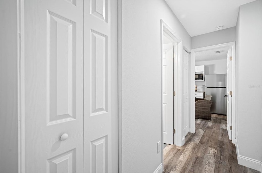 920 Castle Ct, Tampa FL  33612-8131 exterior