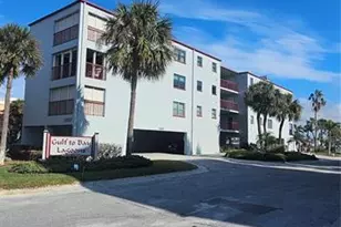 10301 Gulf Blvd, Treasure Island, FL 33706 - Photo 22