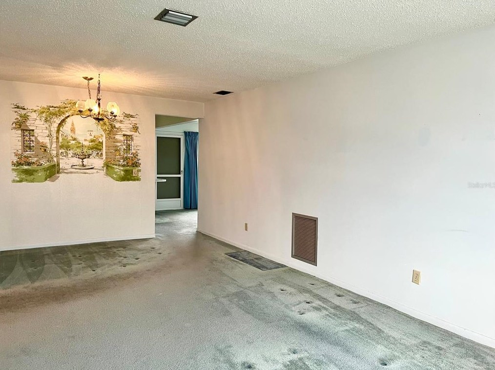 8465 Jeffrey N #8465, Pinellas Park, FL 33781