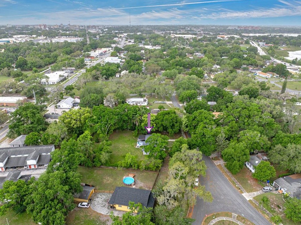 1627 Holly Rd, Lakeland FL  33801-2210 exterior