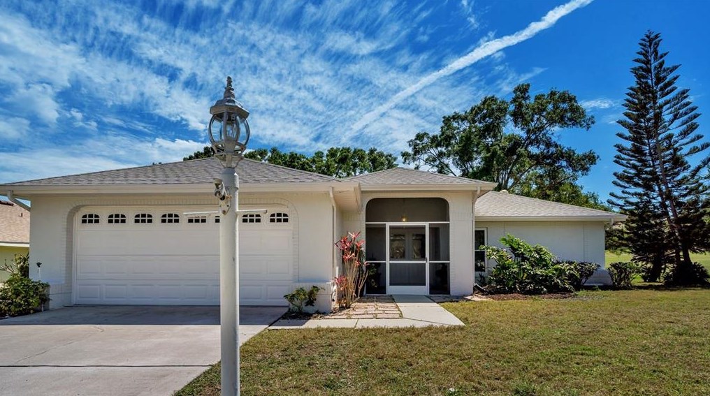 1502 Wicklow Dr, Palm Harbor, FL 34684-2432