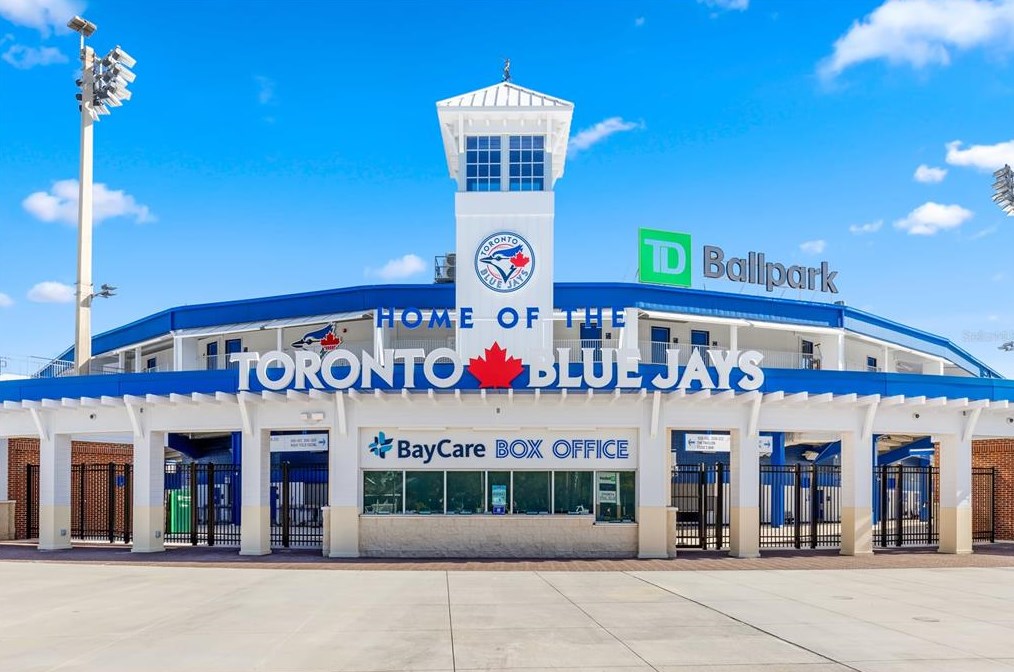 354 Colonial Ct, Dunedin FL  34698-8007 exterior