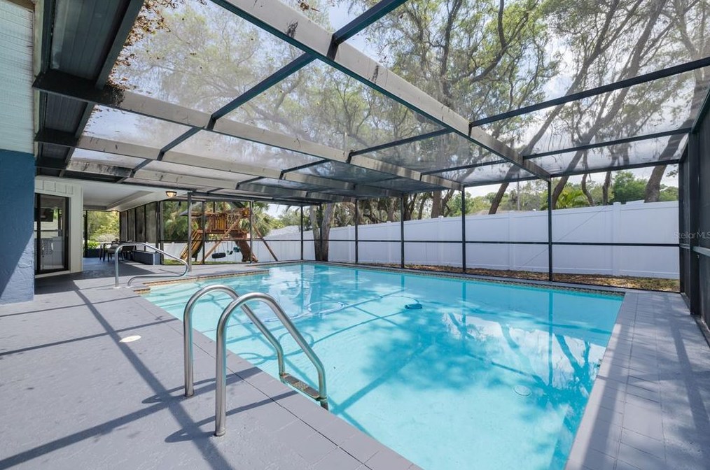 2852 Bridlewood Dr, Palm Harbor, FL 34683