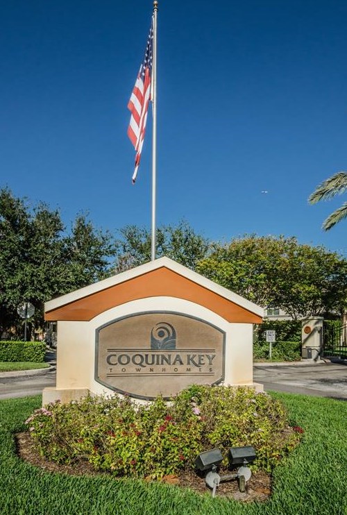 160 Coquina Bay Dr, Saint Petersburg, FL 33705-6444