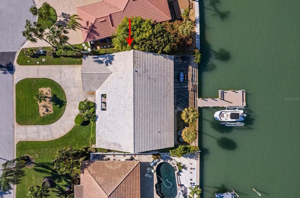6451 3rd Palm Pt, Saint Petersburg, FL 33706-2123
