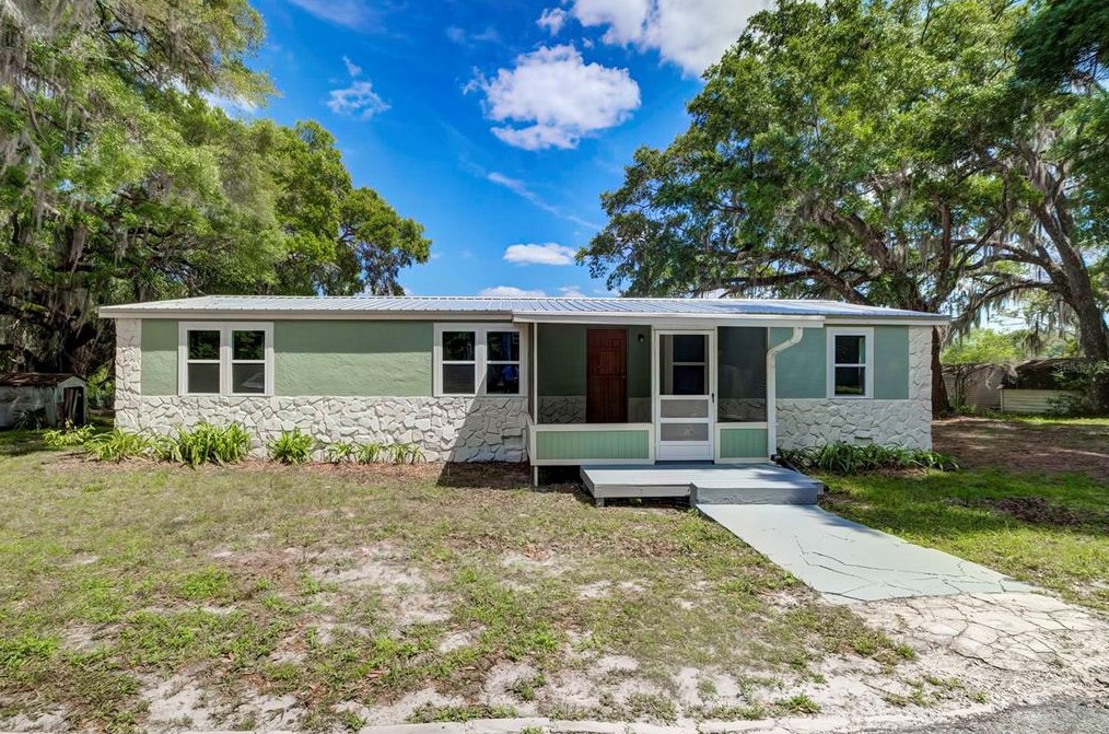 5665 S Merrylake Point, Floral City, FL 34436