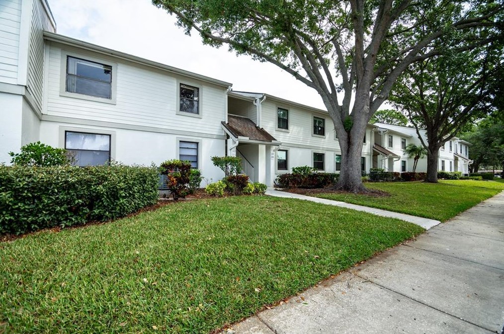 112 Windward Pl, Oldsmar, FL 34677-6214