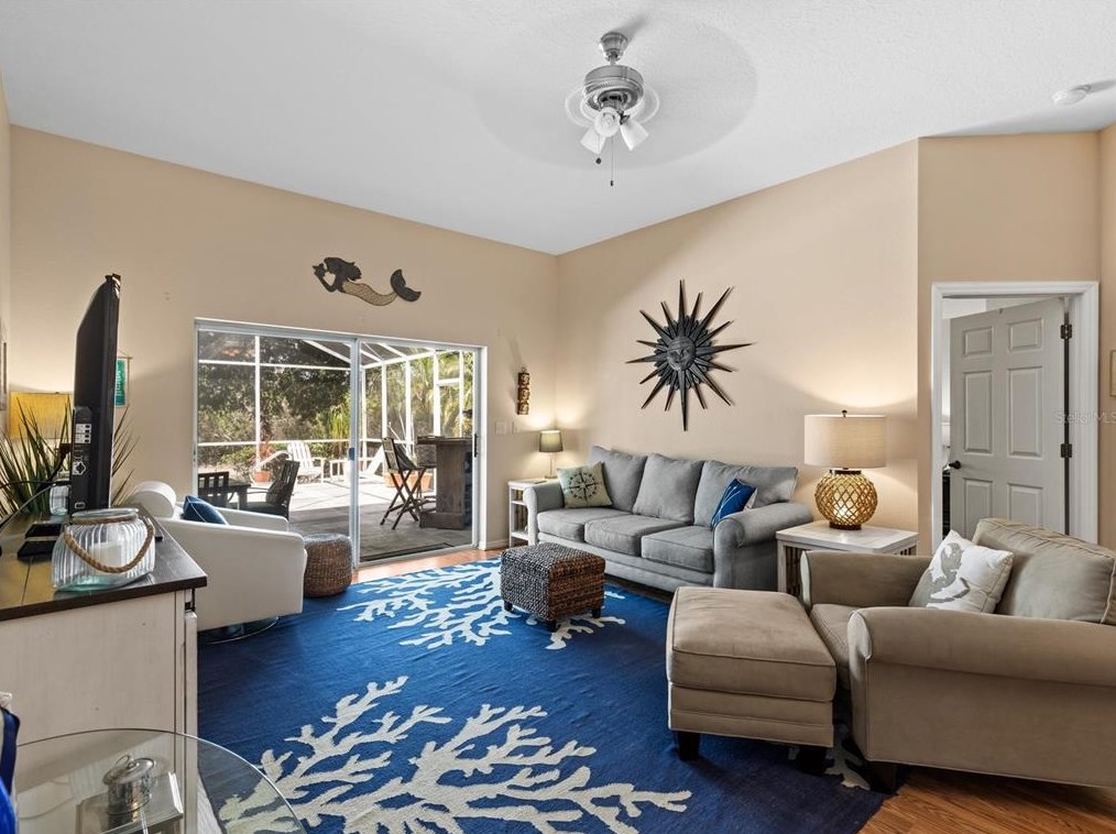 1464 Watermill Cir, Tarpon Springs FL  34689-7030 exterior