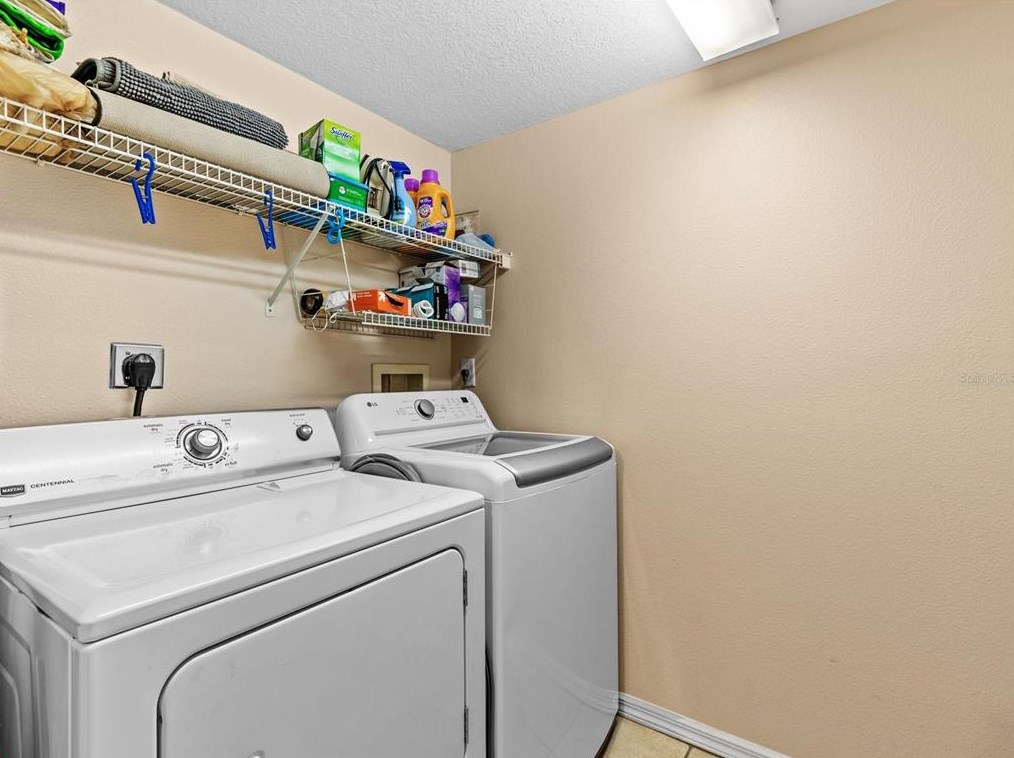 1464 Watermill Cir, Tarpon Springs FL  34689-7030 exterior