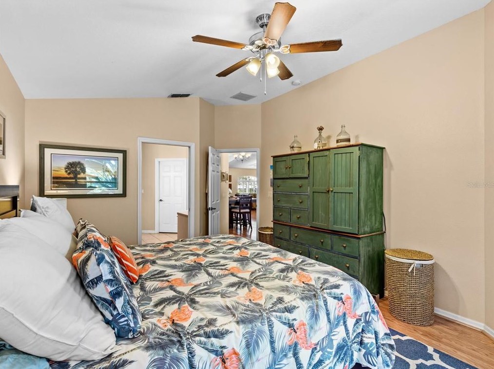 1464 Watermill Cir, Tarpon Springs FL  34689-7030 exterior