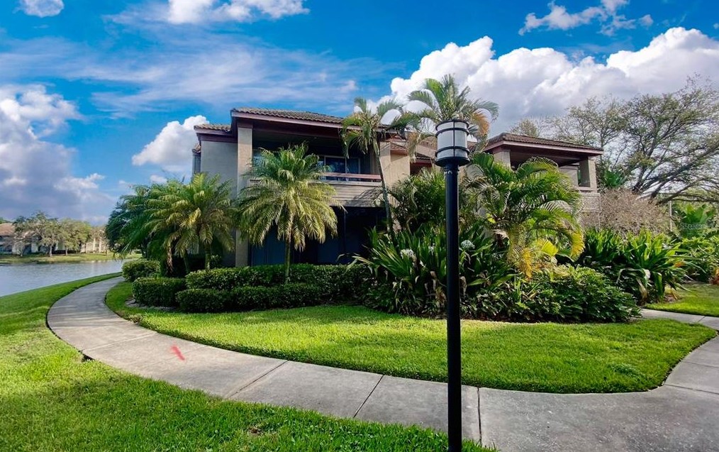 10263 Gandy Blvd N #216, Saint Petersburg, FL 33702