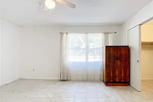 650 Pinellas Point Dr S, Saint Petersburg, FL 33705 - Photo 14