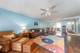 9543 86th Ave, Seminole, FL 33777 - Photo 10