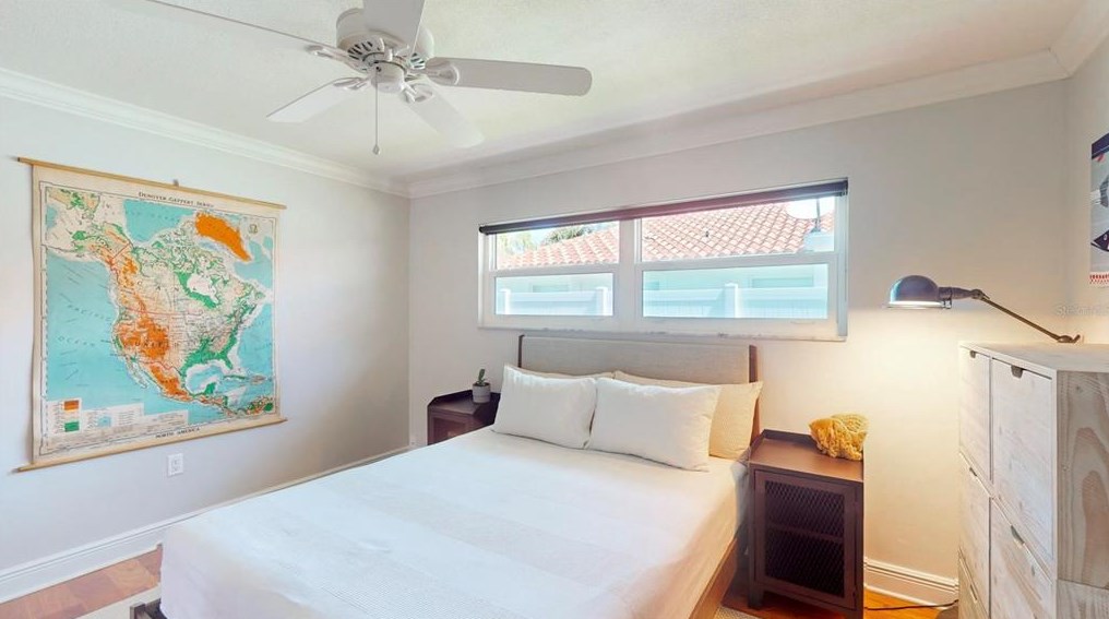 1969 Illinois Ave, Saint Petersburg FL  33703-3421 exterior