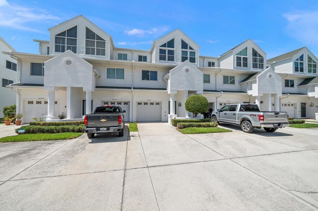 14751 Seminole Trl, Largo, FL 33776-1079