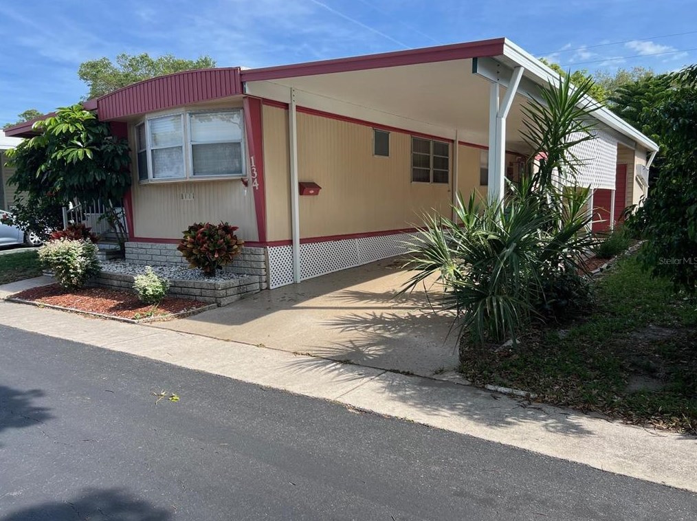134 Pindo Palm St W, Largo, FL 33770