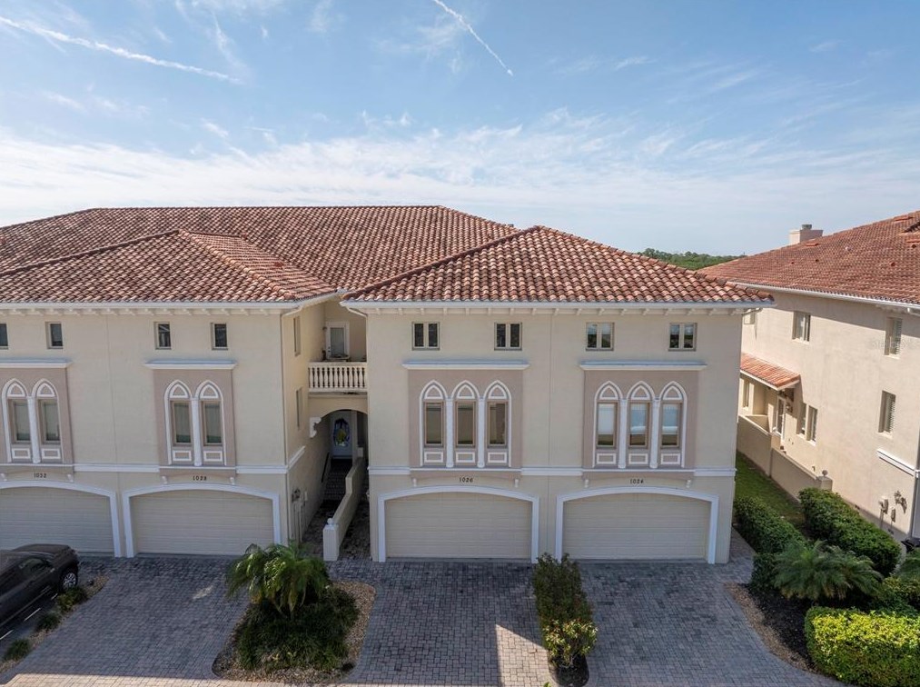 1026 Paseo Del Rio Ne, Saint Petersburg, FL 33702