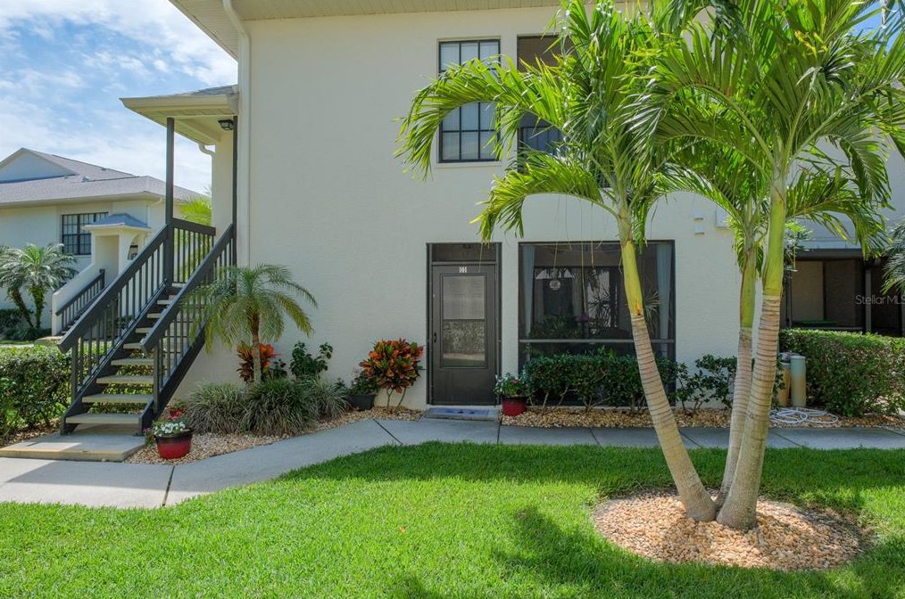 3374 Mermoor Dr #2101, Palm Harbor, FL 34685