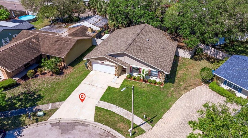 1075 Lexington Ct, Largo, FL 33771-3352