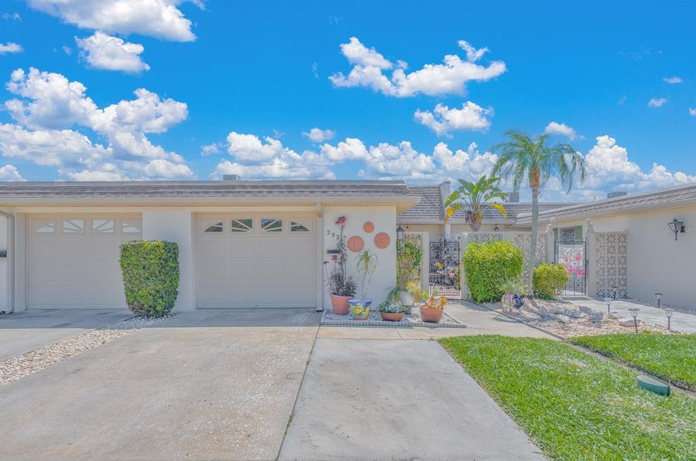 292 Boca Ciega Point Blvd, Saint Petersburg, FL 33708-2738
