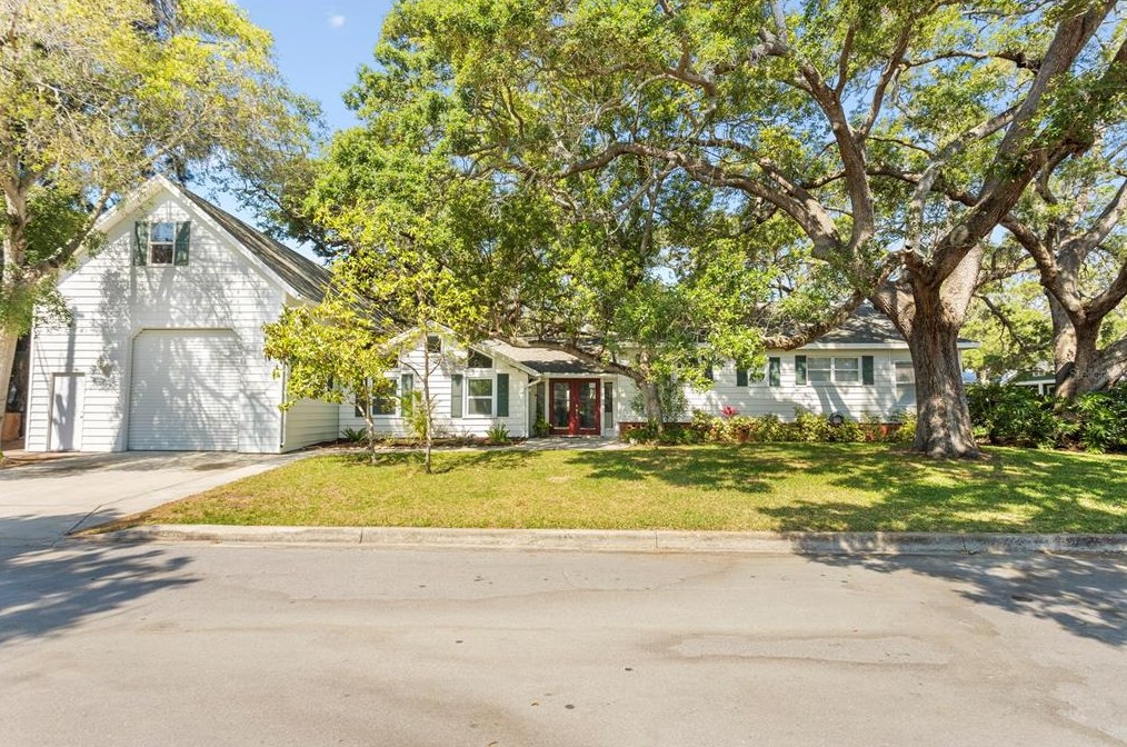 625 Wilkie St, Dunedin, FL 34698-7130