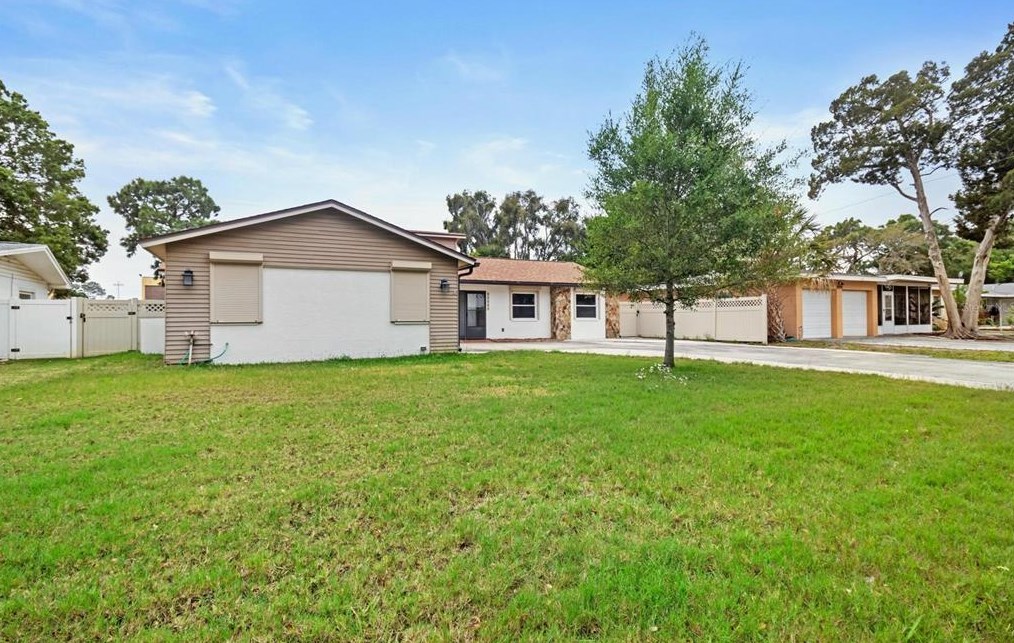 12962 88th Ave, Largo, FL 33776-2709