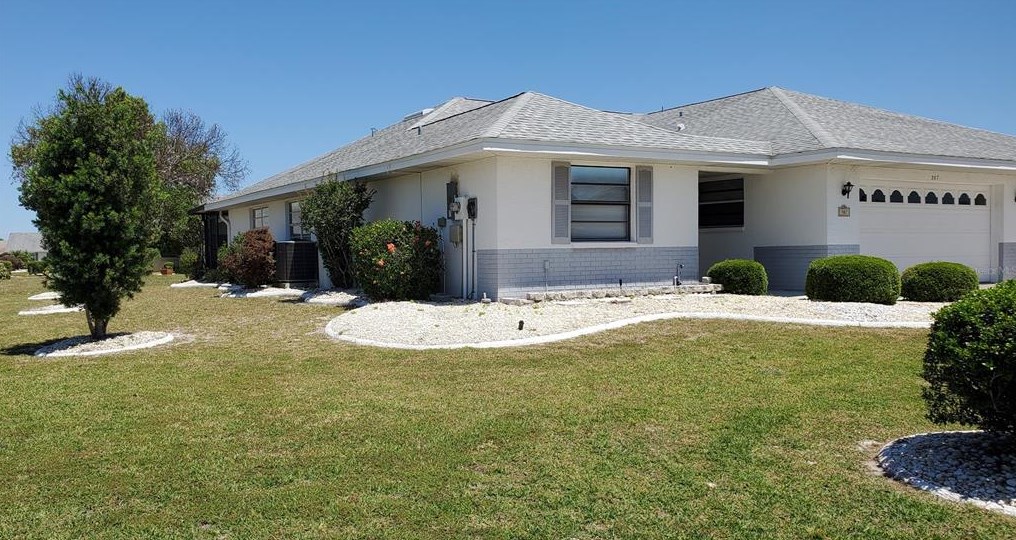 307 Stroll Ln, Ruskin, FL 33573-6257