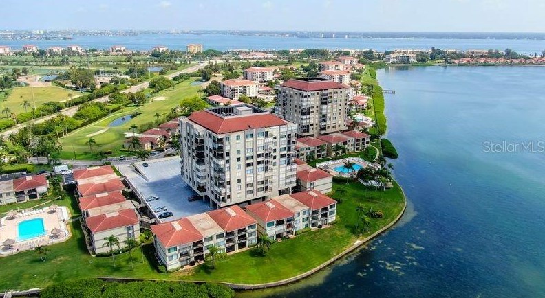 6372 Palma Del Mar Blvd, Saint Petersburg, FL 33715-2705