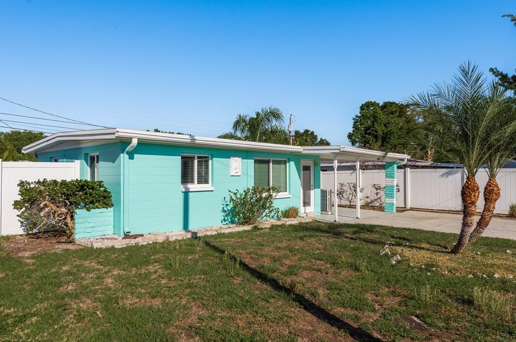 12043 104th Ln, Largo, FL 33773