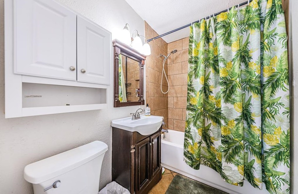 3335 Tarlton St, Saint Petersburg FL  33713-2849 exterior