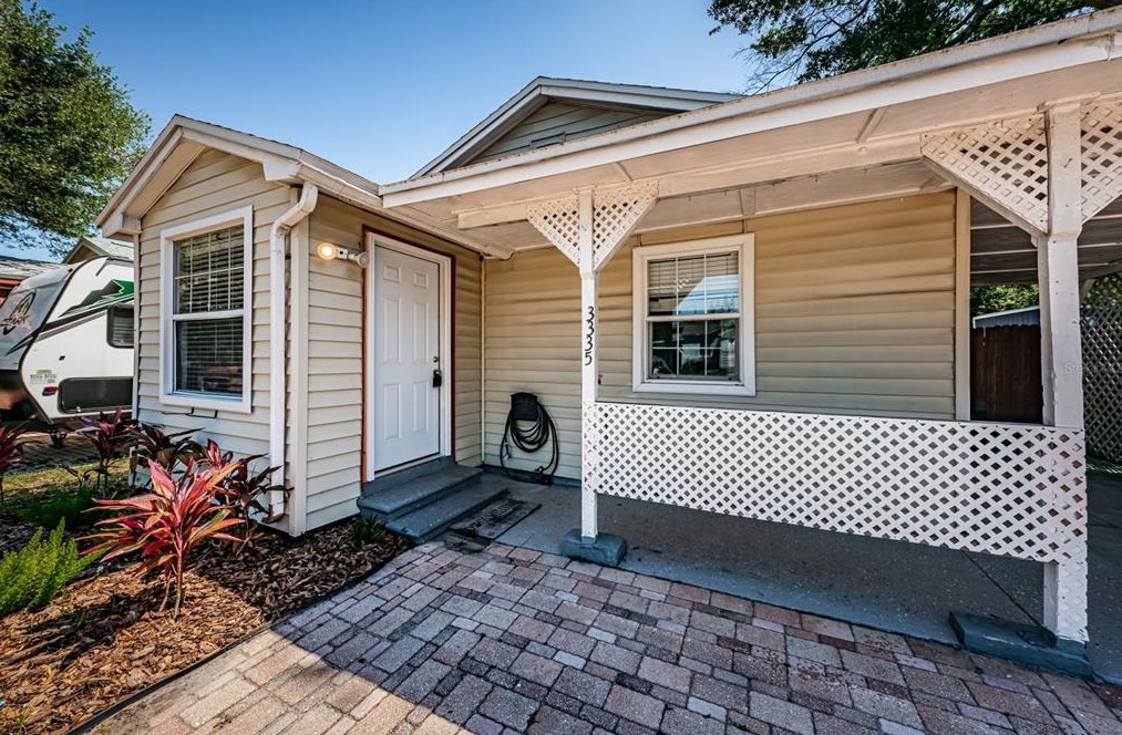 3335 Tarlton St, Saint Petersburg FL  33713-2849 exterior