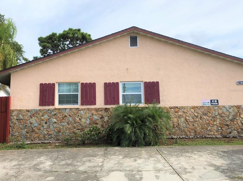 5826 Gulf Dr, New Port Richey, FL 34652-4118