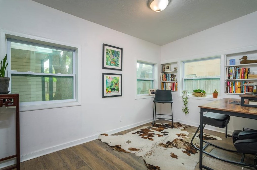 3931 52nd Ave, Saint Petersburg FL  33714-2336 exterior