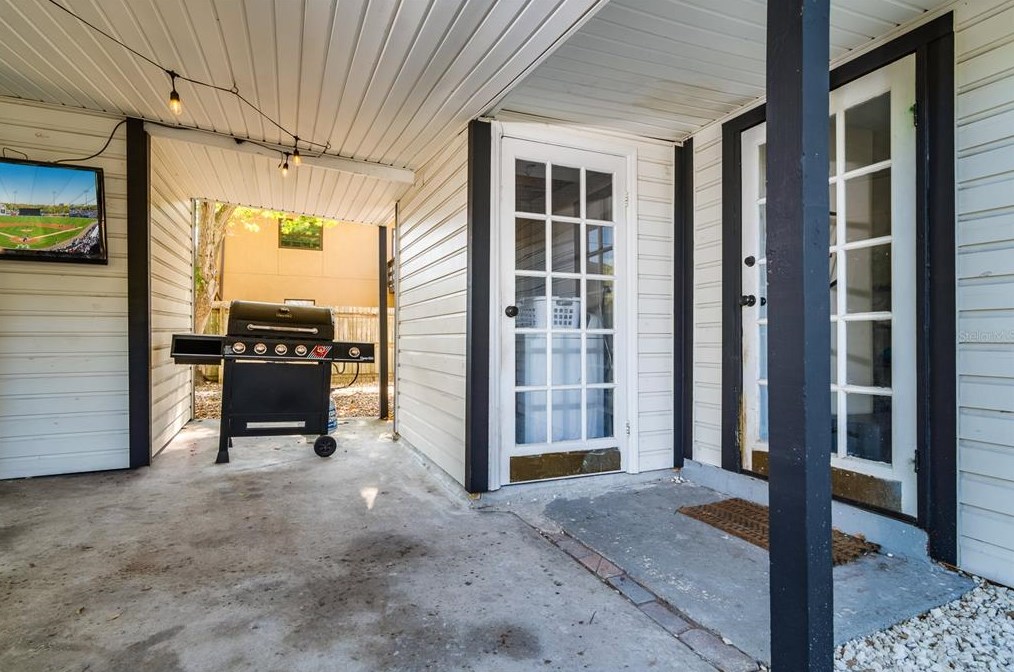 3931 52nd Ave, Saint Petersburg FL  33714-2336 exterior