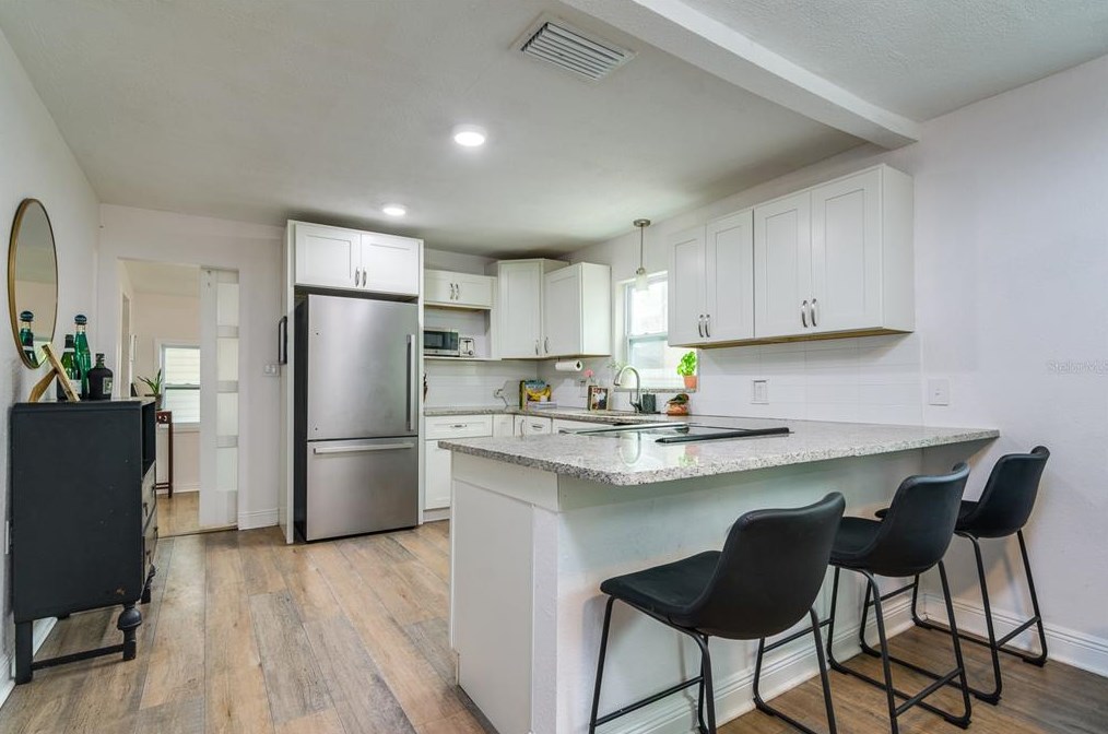 3931 52nd Ave, Saint Petersburg FL  33714-2336 exterior