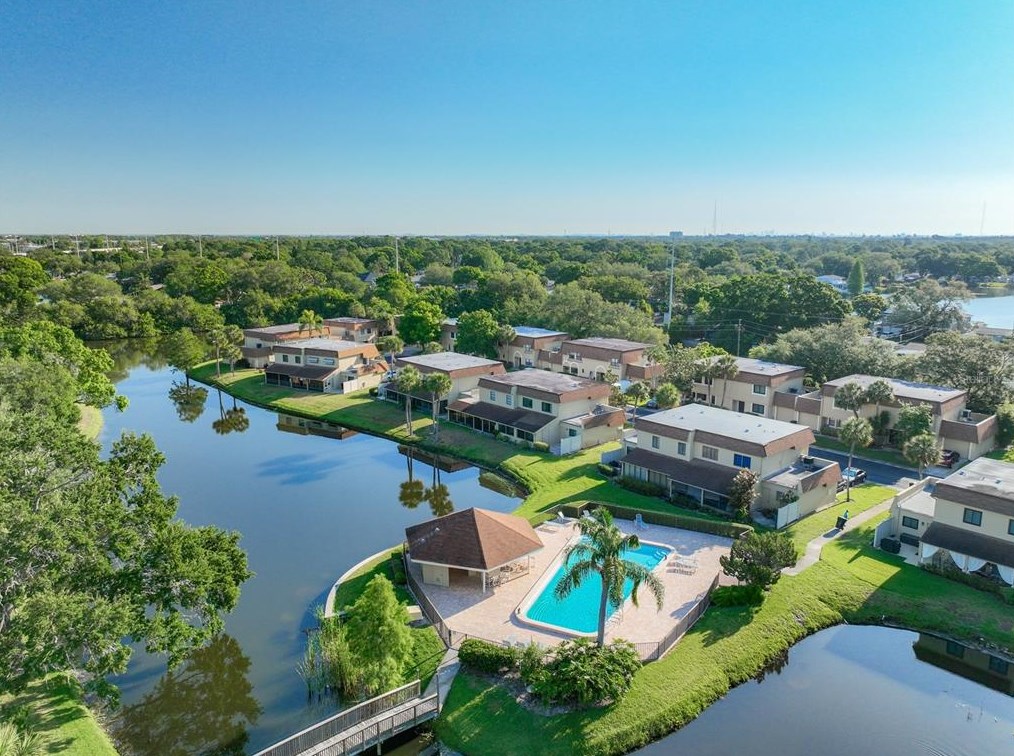 8430 17th St, Saint Petersburg, FL 33702-2846