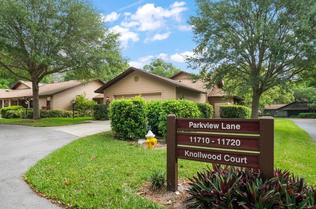 11720 Parkview Ln, Largo, FL 33772