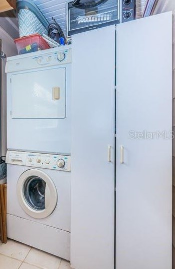 5317 18th Ave, Saint Petersburg FL  33710-5107 exterior