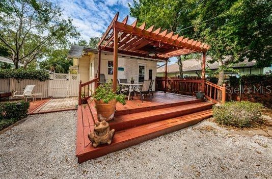 5317 18th Ave, Saint Petersburg FL  33710-5107 exterior