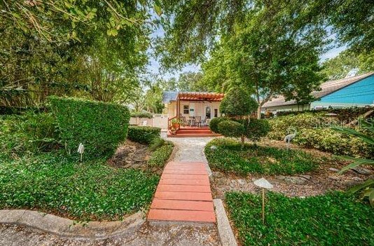 5317 18th Ave, Saint Petersburg FL  33710-5107 exterior