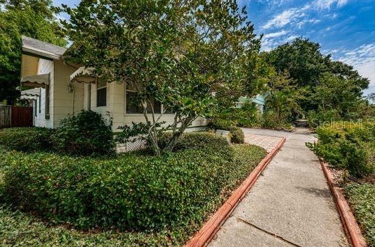 5317 18th Ave, Saint Petersburg FL  33710-5107 exterior