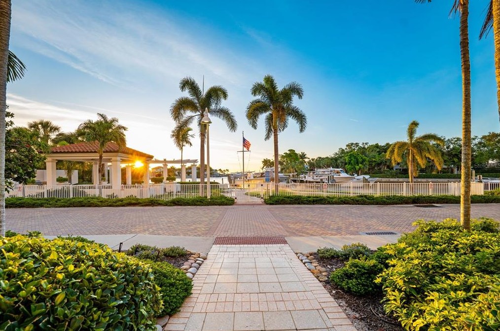 1325 Snell Isle Blvd Ne #412, Saint Petersburg, FL 33704