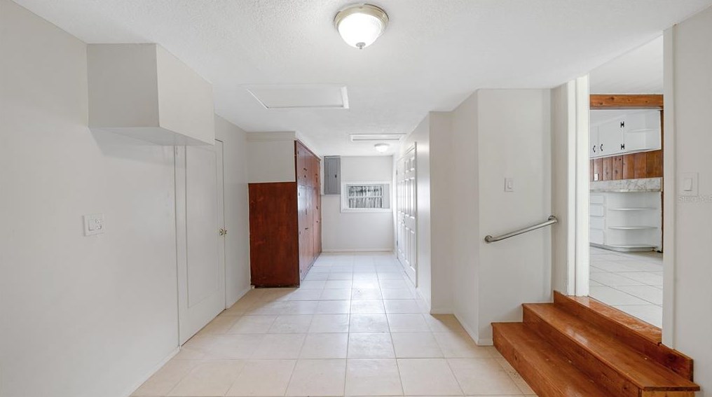3999 52nd Ave, Saint Petersburg FL  33714-2336 exterior