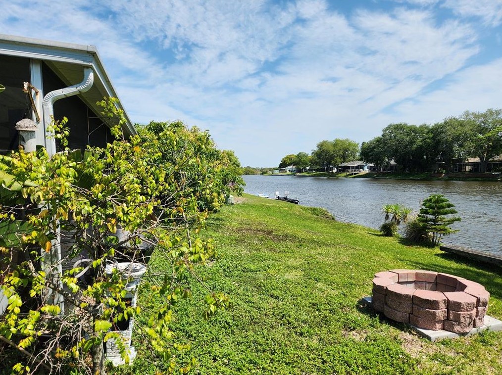 3532 Overland Dr, Tarpon Springs, FL 34691-1125