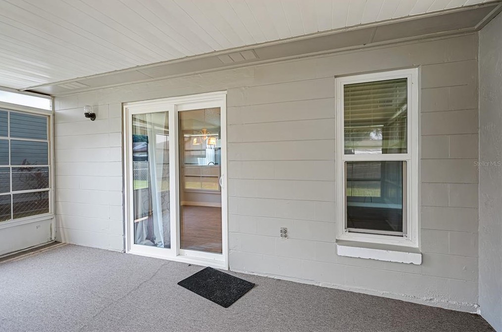 5410 Struthers Rd, Winter Haven FL  33884-2617 exterior