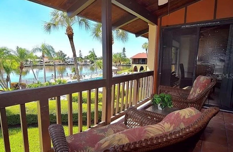 509 Plaza Seville Ct #20, Saint Petersburg, FL 33706