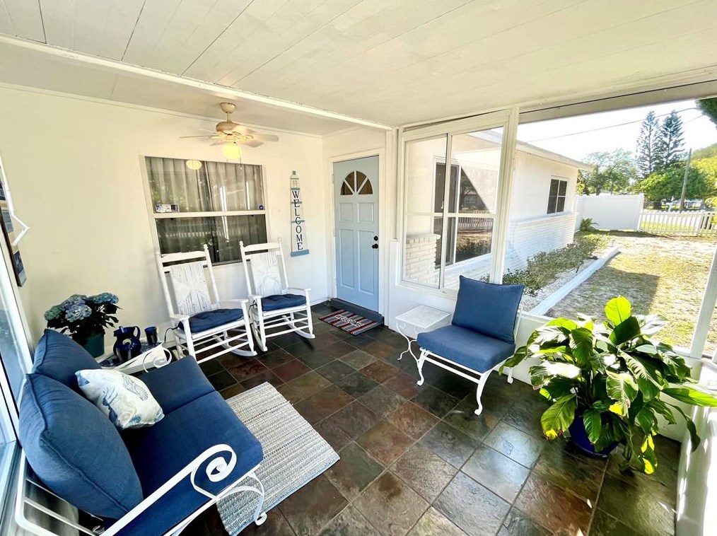 7598 14th St, Saint Petersburg, FL 33702-5136